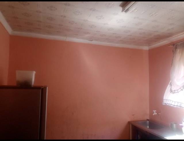 2 BEDROOM HOUSE FOR SALE IN KATLEHONG SOUTH